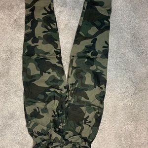 Camo pant!